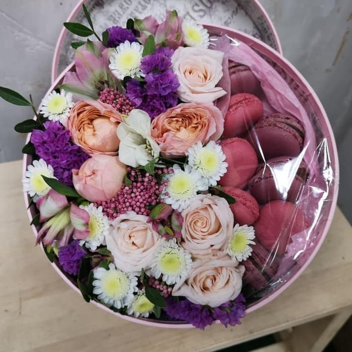 цветочная композиция с живыми цветами фото