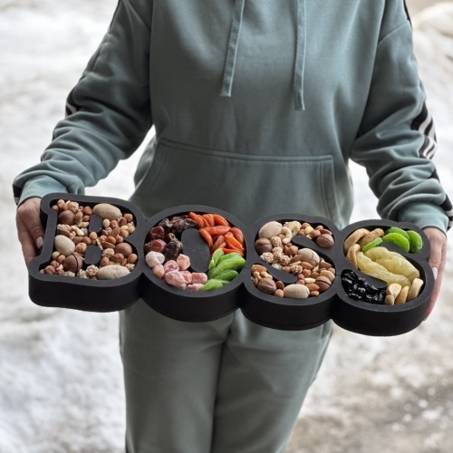 Набор орехов и сухофруктов "BOSS"