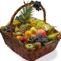 Подарочная корзина с фруктами "Витаминный микс"
